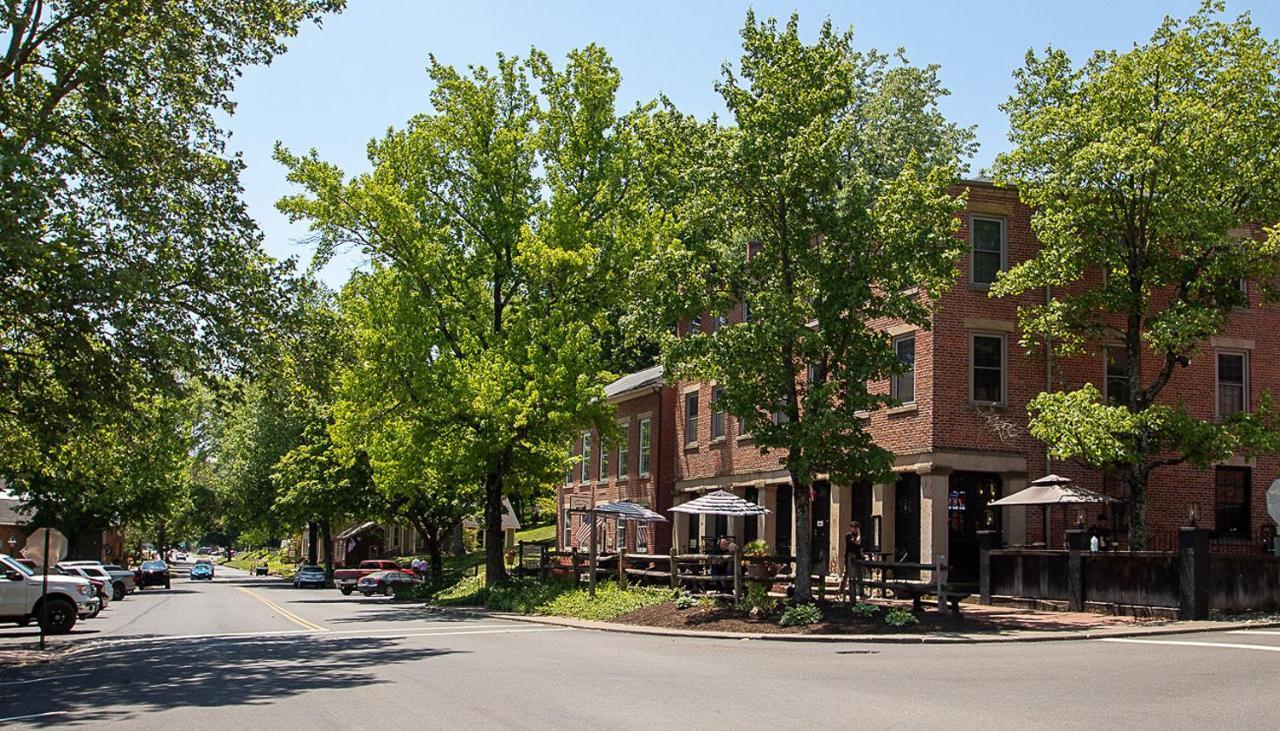 Country Squire Inn And Suites Coshocton エクステリア 写真